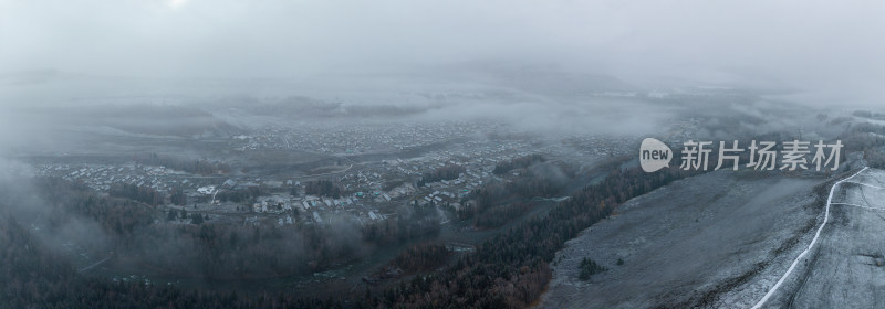 航拍新疆阿勒泰禾木村雪景全景