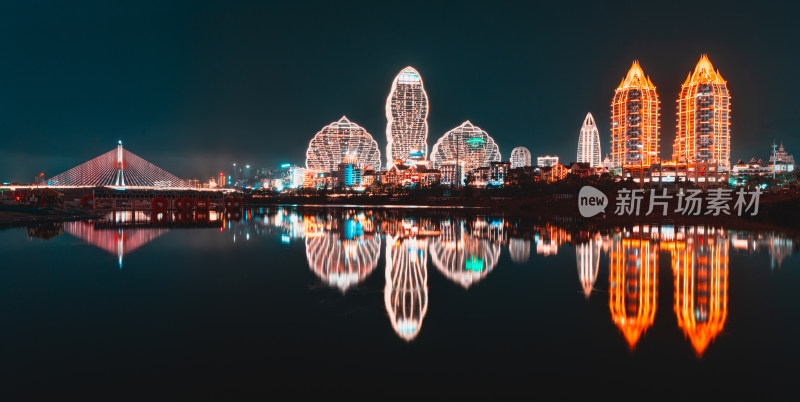 西双版纳告庄夜景