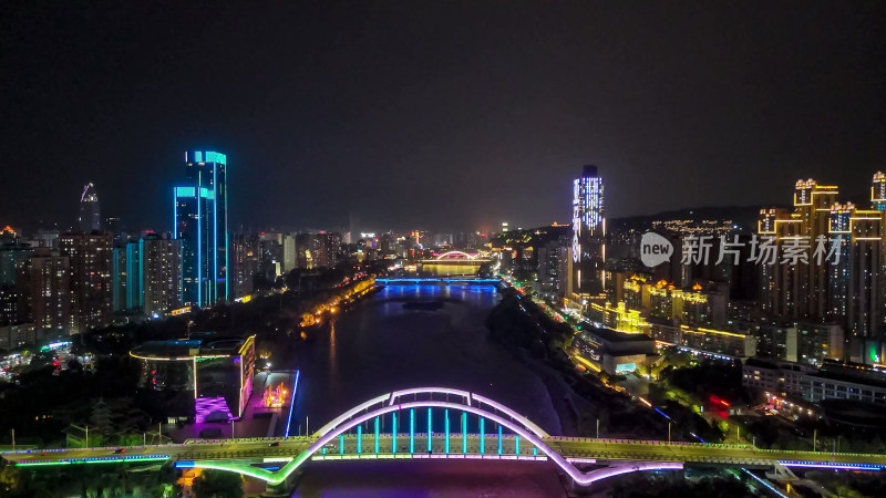 甘肃兰州金雁黄河大桥夜景灯光航拍图