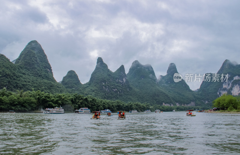 桂林阳朔漓江山水风光