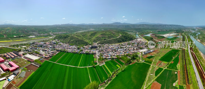 农村麦田土地田野村庄航拍全景图