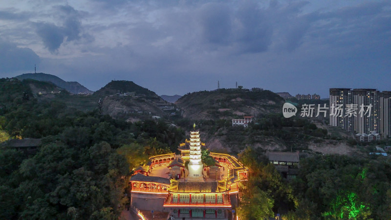 甘肃兰州白塔山公园兰州白塔寺夜景航拍