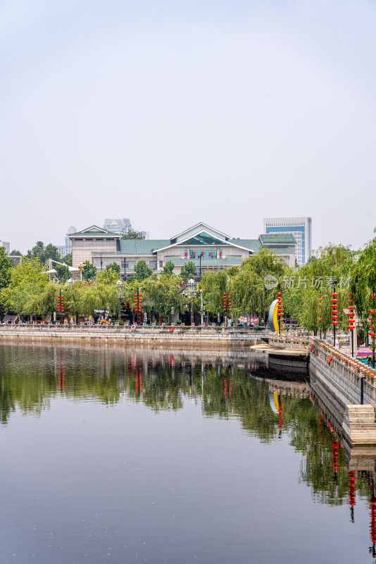 山东济宁东大寺铁桥古运河城市景观