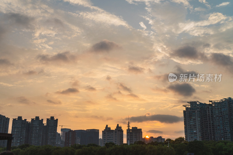 武汉汉口江滩夕阳美景