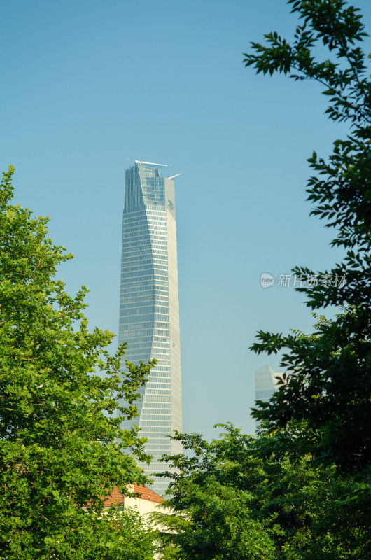 青岛的最高楼海天中心大楼