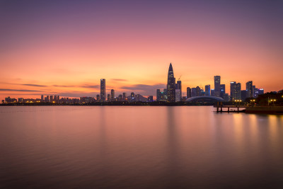 深圳湾后海企业超级总部建筑群夜景