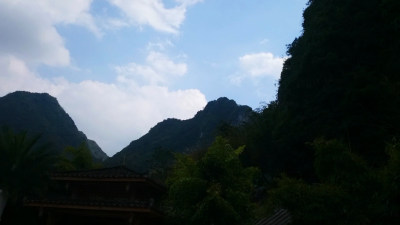 桂林山脉蓝天自然风景