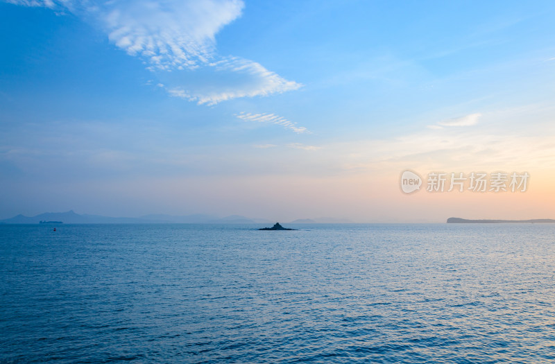 深圳大鹏半岛南澳广场海上夕阳落日晚霞