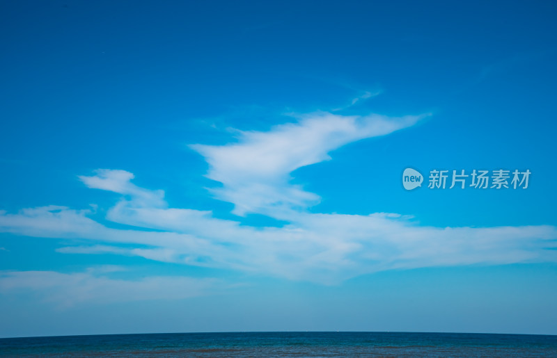 大海天空蓝天白云背景图