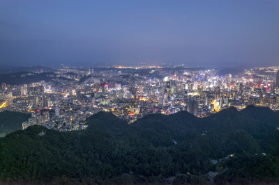 航拍贵阳老城区夜景