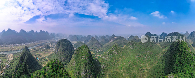 广西桂林阳朔山水风光全景图