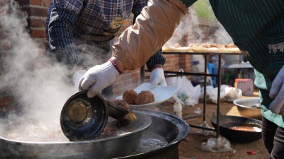 农村大席 铁锅炖 准备上菜