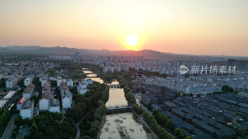 航拍山东潍坊青州古城夕阳晚霞