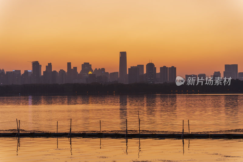 武汉东湖风景区晚霞