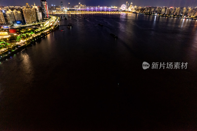 南昌城市夜景灯光航拍图