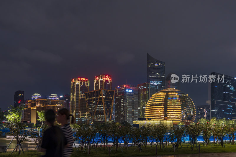 杭州钱江新城城市阳台夜景