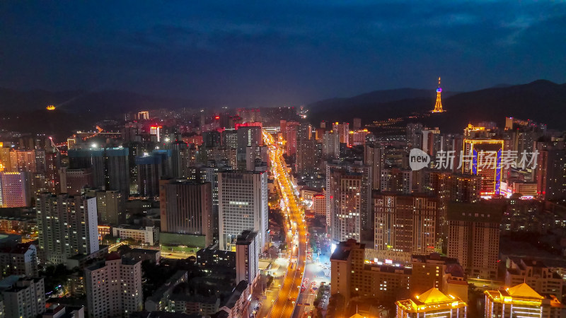 青海西宁城市蓝调时刻夜景航拍图