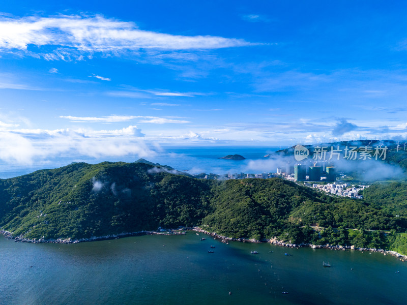 大海岛屿南澳岛云海航拍图