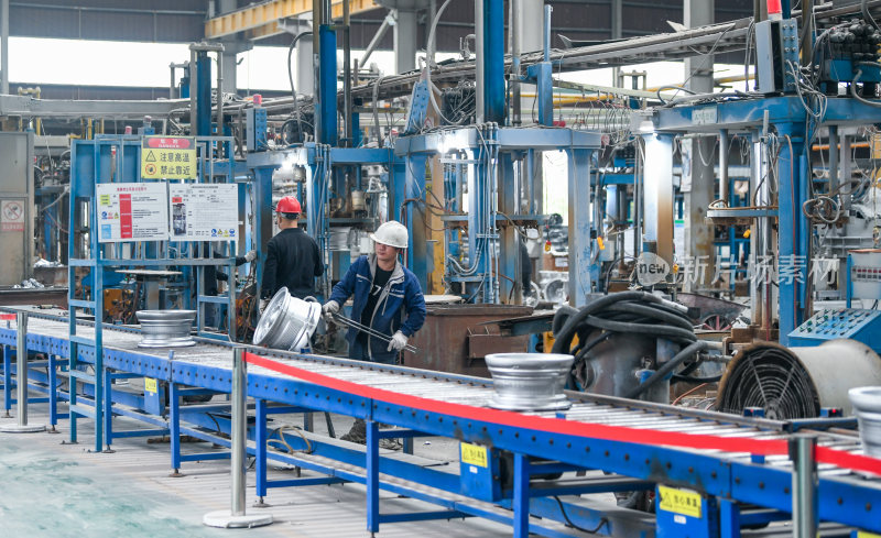 铝企业生产加工 汽车轮毂生产车间