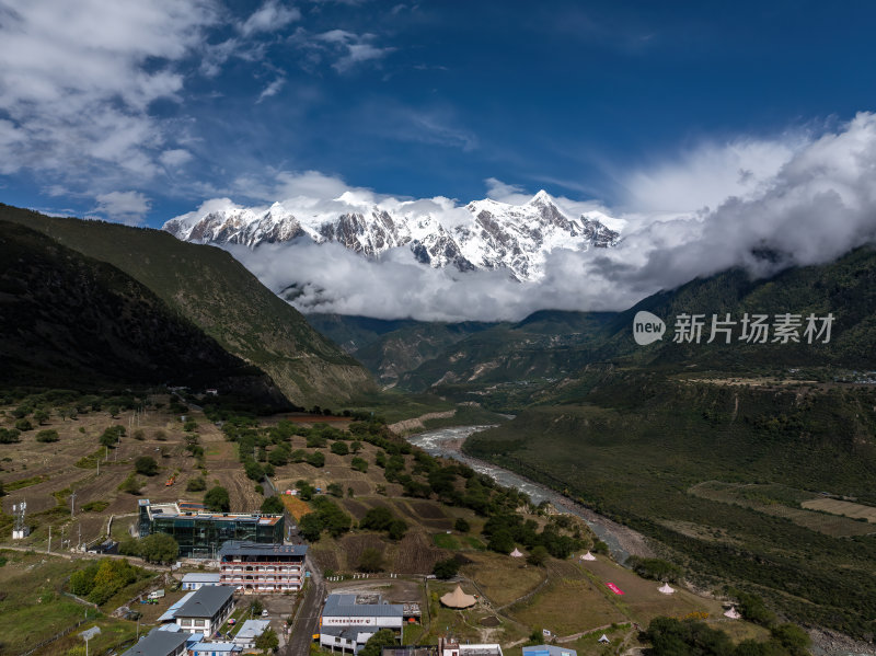 西藏林芝索松村南迦巴瓦峰雪山航拍