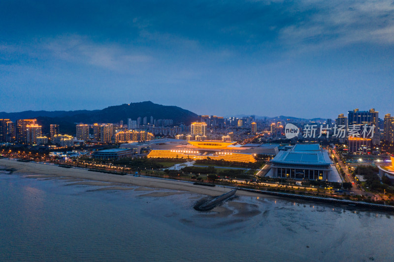 鸟瞰厦门城市夜景