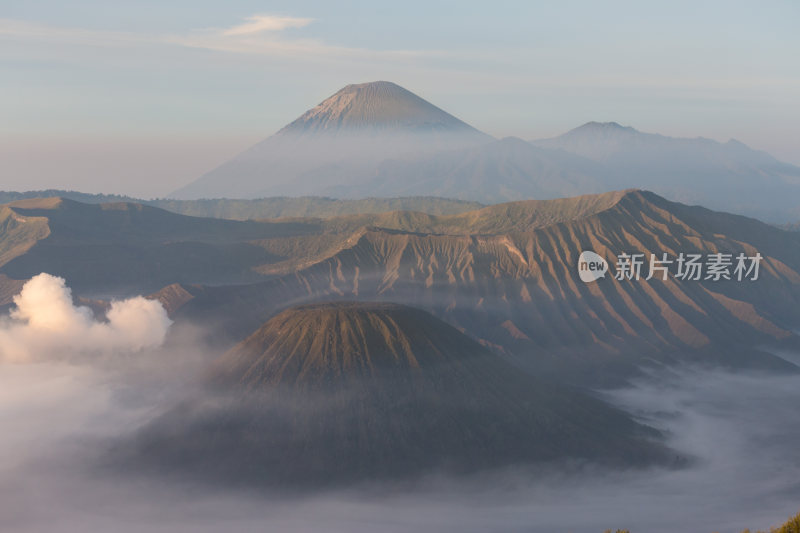 印度尼西亚婆罗摩火山