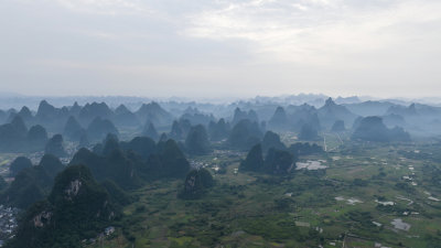 广西桂林山水水墨中国风