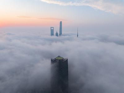 航拍上海陆家嘴高楼城市云海平流雾