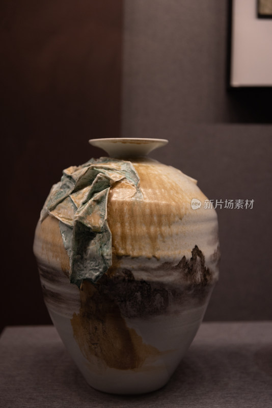 中国工艺美术馆景德镇瓷器展 花瓶