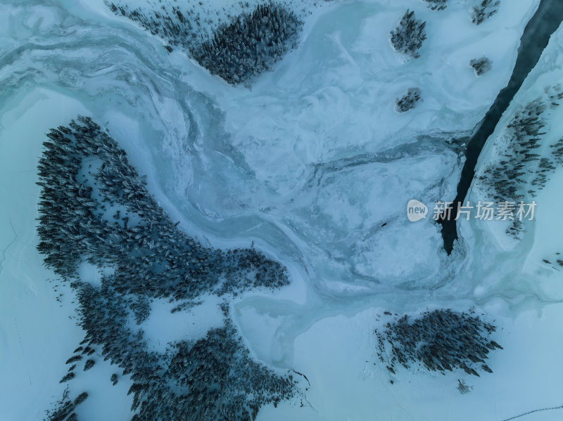 新疆北疆阿勒泰喀纳斯冬季雪景童话世界航拍