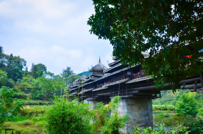 广西柳州三江程阳风雨桥传统建筑