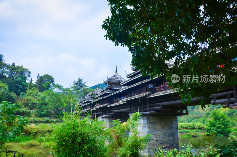 广西柳州三江程阳风雨桥传统建筑