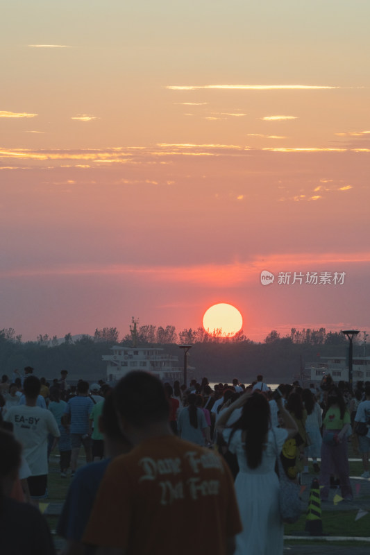 南京鱼嘴湿地夕阳日落景色