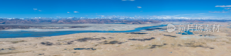 航拍西藏日喀则帕羊镇沙漠湿地全景