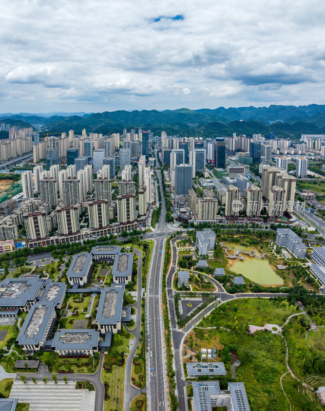 航拍白天贵州遵义市新蒲新区全景