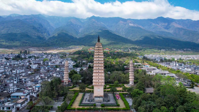 航拍云南大理崇圣寺三塔文化旅游区