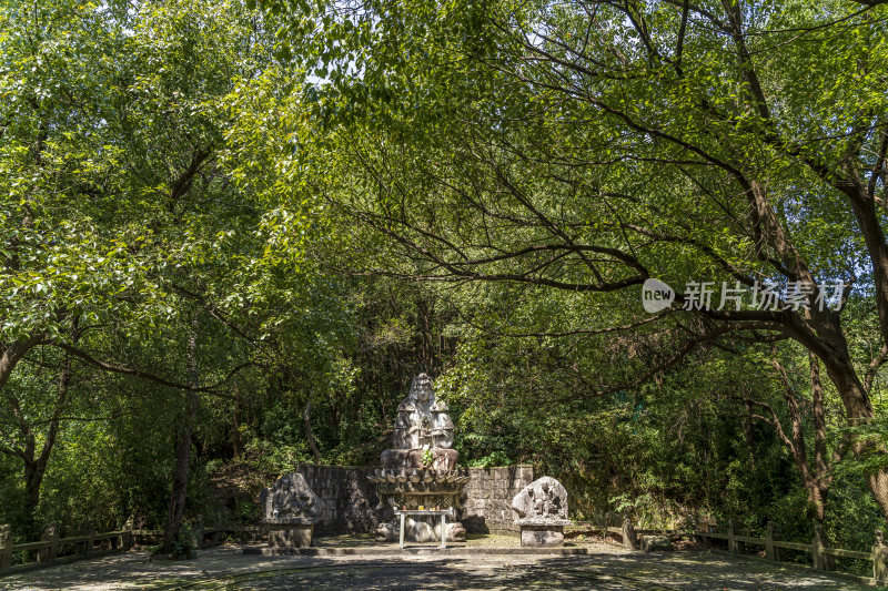 柯岩风景区手印山景点