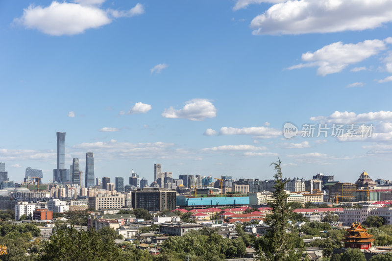 景山公园看北京天际线