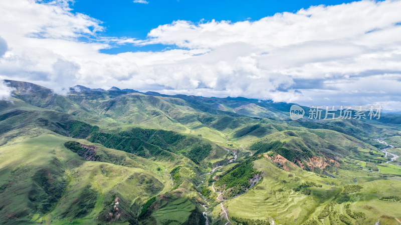 四川甘孜道孚县八美的高原山区风光