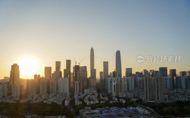 日出时分的现代化城市高楼全景