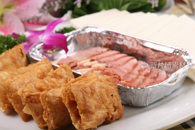 咸肉小油炸盒子夹饼