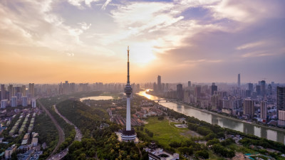 武汉地标建筑龟山电视塔多角度航拍