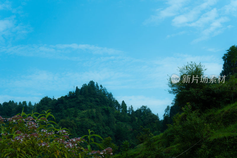 自然风光自然山旅游风景户外延时风光山脉