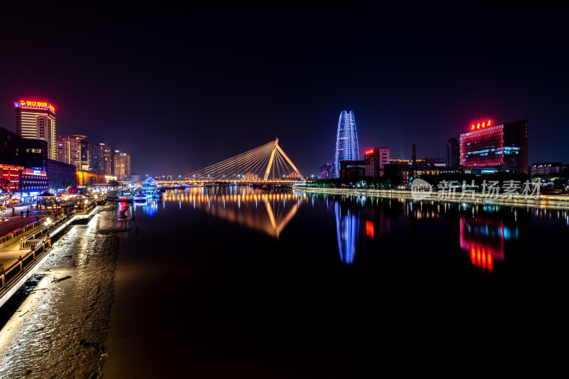 浙江宁波老外滩三江口夜景夜色城市建筑景观