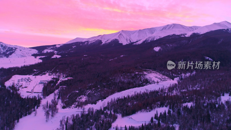 新疆阿勒泰白哈巴村冬季雪景