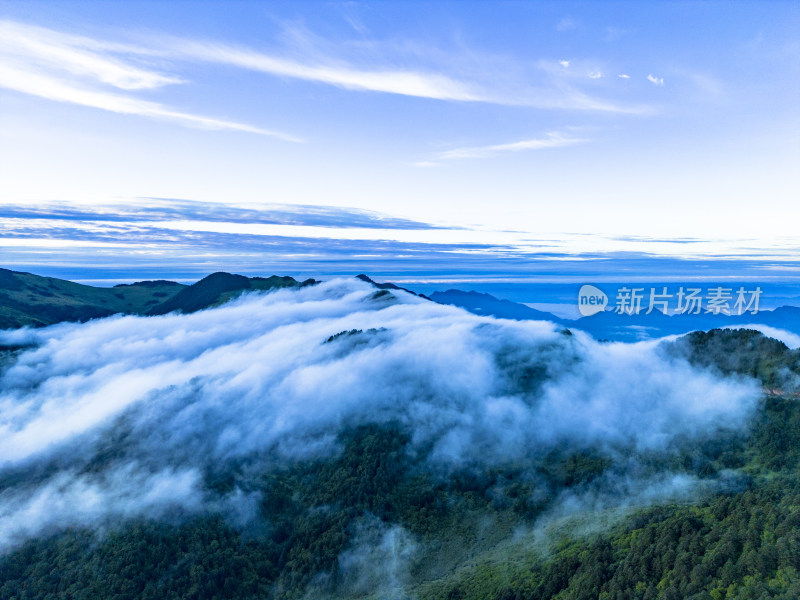 高山云海自然风光航拍摄影图