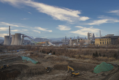 开荒建设荒地基建首钢园