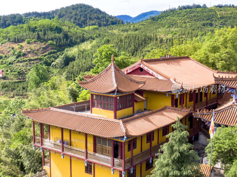 湖南新晃燕来寺古建筑航拍摄影图