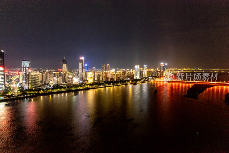 航拍南昌赣江两岸夜景航拍图