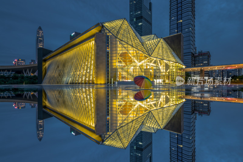 深圳市民中心的书城图书馆和音乐厅